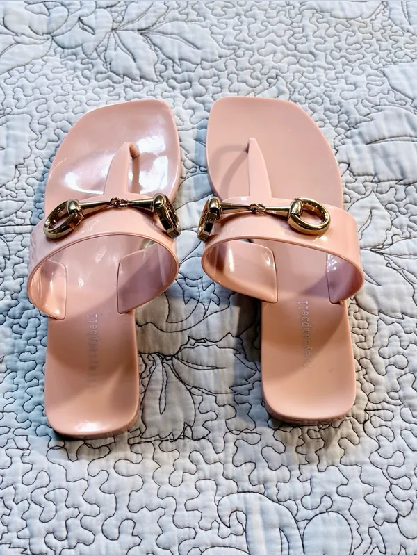 Jeffrey Campbell A Lil Bit Jelly Thong Sandal Blush Pink Size 7💛 - Image 10