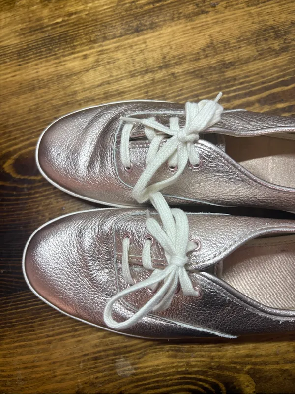 Keds Kate spade rose gold sneakers size 8.5 - Image 2