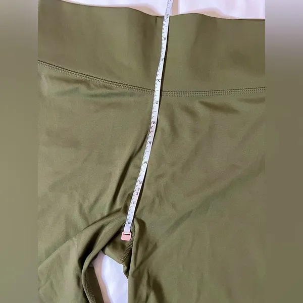MWL by Madewell Form High-Rise 7" Biker Shorts in Kale Green Medium - Image 12