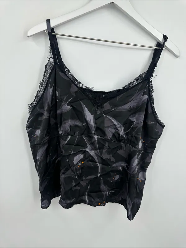 Halloween Black Bats Camisole Tank Top Size 3X Plus Size Goth Grunge V Neck - Image 2
