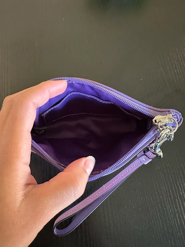 Coach Signature Pleated Lilac Wristlet (Style F43434 - Image 4