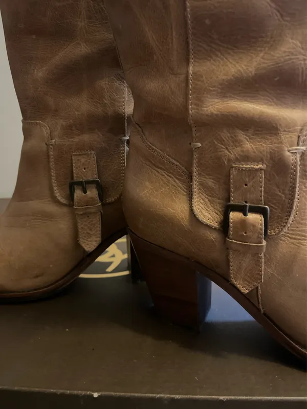 Ariat Leather Tall Shaft Gold Coast Boot / Honeycomb - Image 5