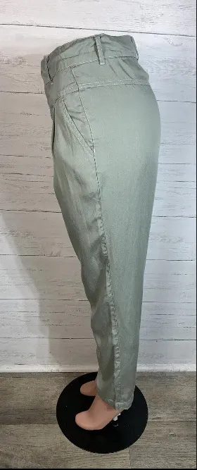 Gianni Bini green pleated tencel pants size Small high rise - Image 3