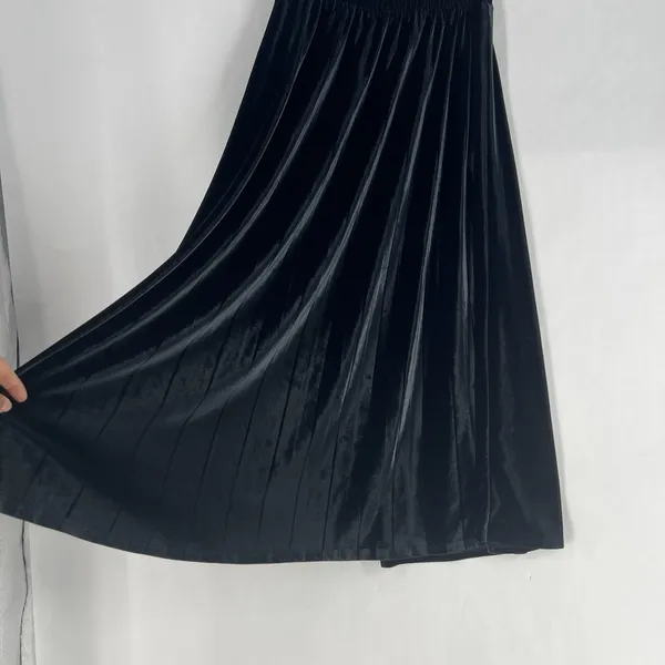 On 34th Womens Midi Skirt Size‎ XS Black Velvet Pleated Pull-On Elastic Waist - Image 3