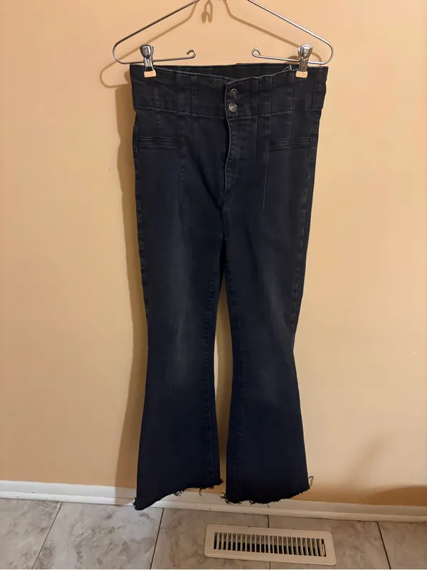 Free People We The Free Jayde Flare Jeans in Onyx - Image 3
