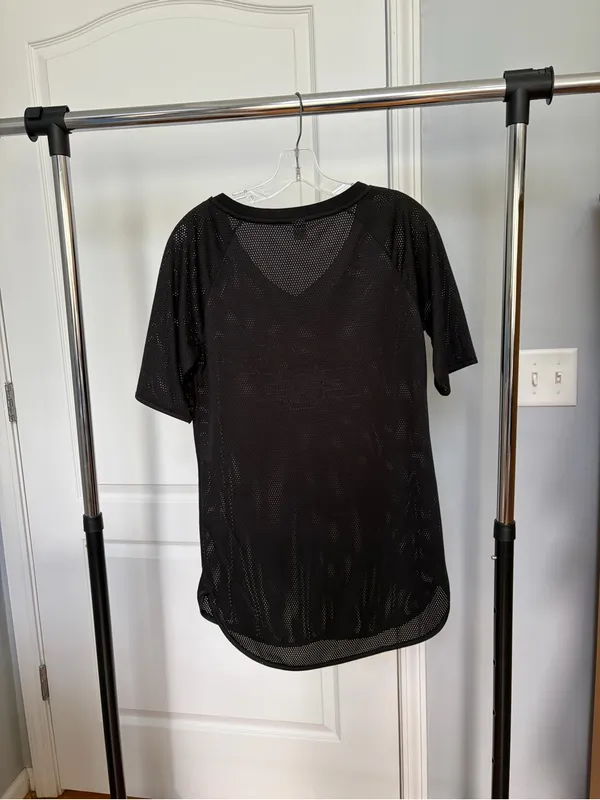 Zoozatz South Carolina Gamecocks Black Mesh V-Neck Jersey - Image 4