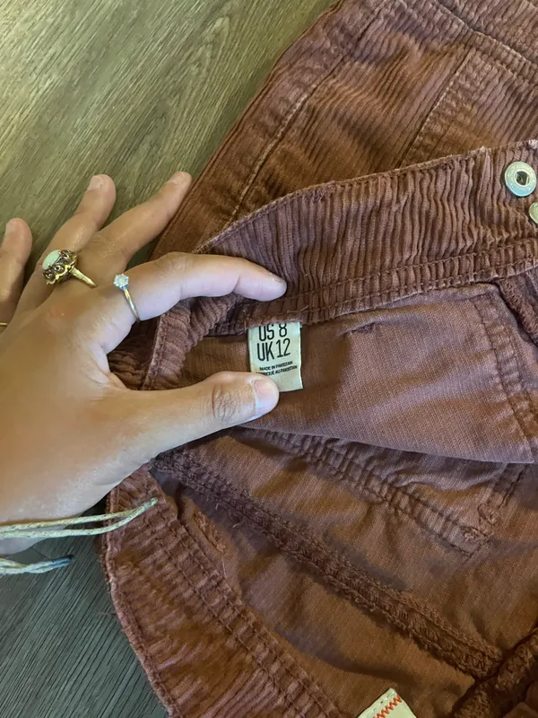 BDG Cargo Courderoy Shorts - Image 4