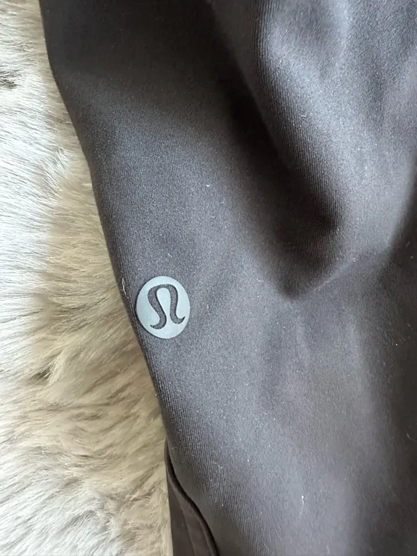 290. Lululemon Logo Waistband Everlux High-Rise Tight 16” sz2 - Image 4