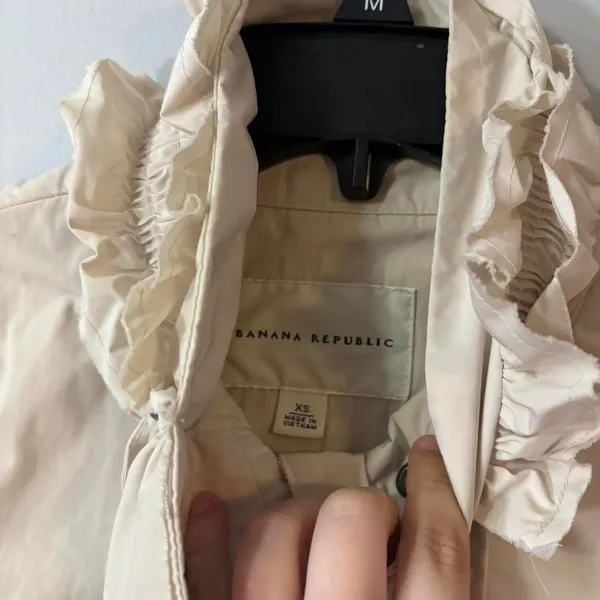 Banana Republic rain jacket - Image 2