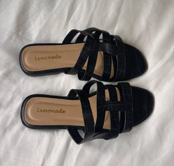 Akira Sandals - Image 2