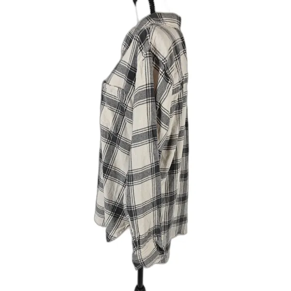 Womens SO Flannel Shirt Cream Black Plaid Size XL - Image 2