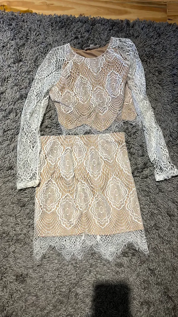 L'ATISTE White Lace Two Piece Set - Image 2