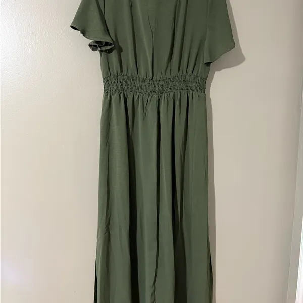SHEIN Green Asymmetrical Dress - Image 2