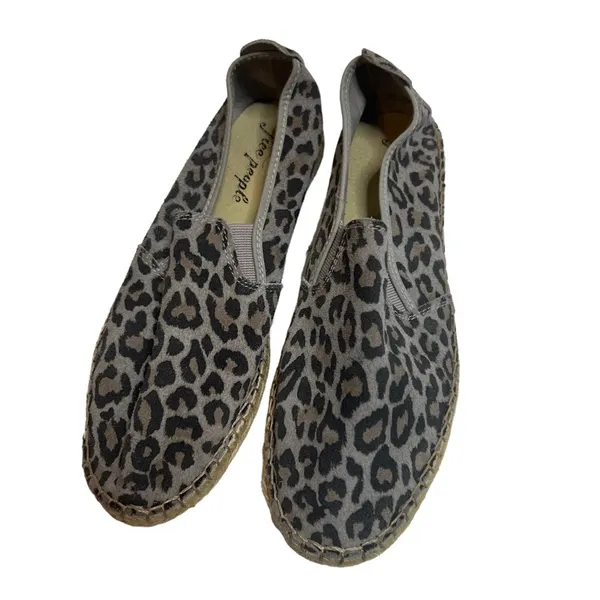 Free people canyon panther gray leopard‎ print slip on espadrille shoes Sz 39 - Image 2