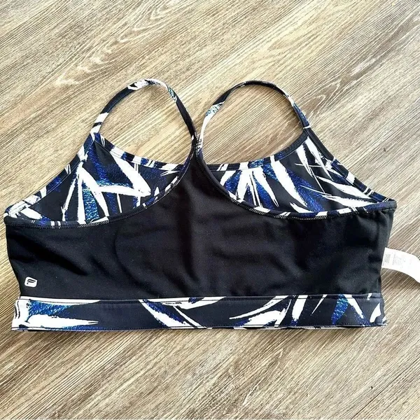 Fabletics Elaine reversible sports bra - Image 8