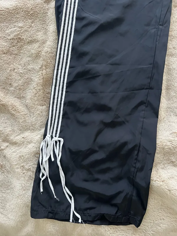 Windbreaker track sweatpants with bows Black - Image 6