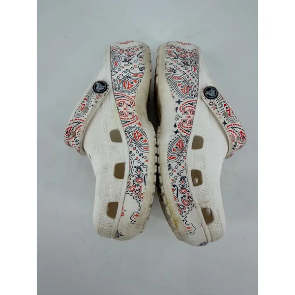 Crocs Clogs Women 6 White Bandana Paisley Print Classic Comfort Boho Retro - Image 2