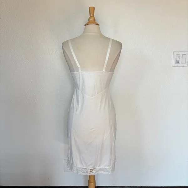 Vintage 50s 60s White Lace Slip - Image 7