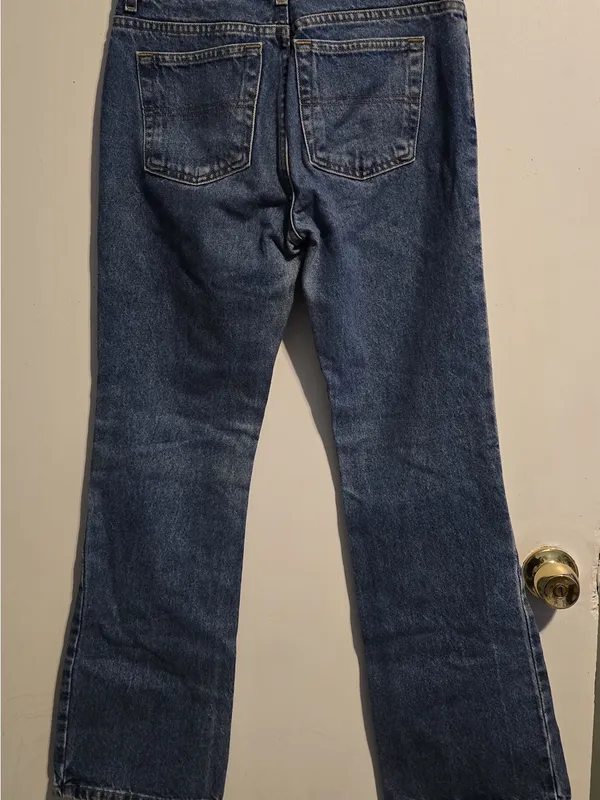 Tommy Hilfiger Women’s Classic Dark Blue Bootcut Jeans - Image 12
