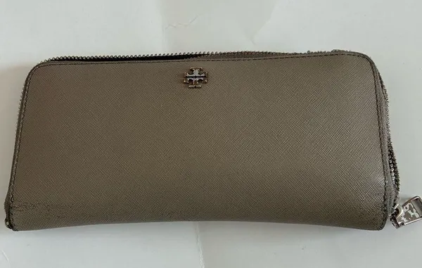 Tory Burch sapphire leather wallet - Image 2
