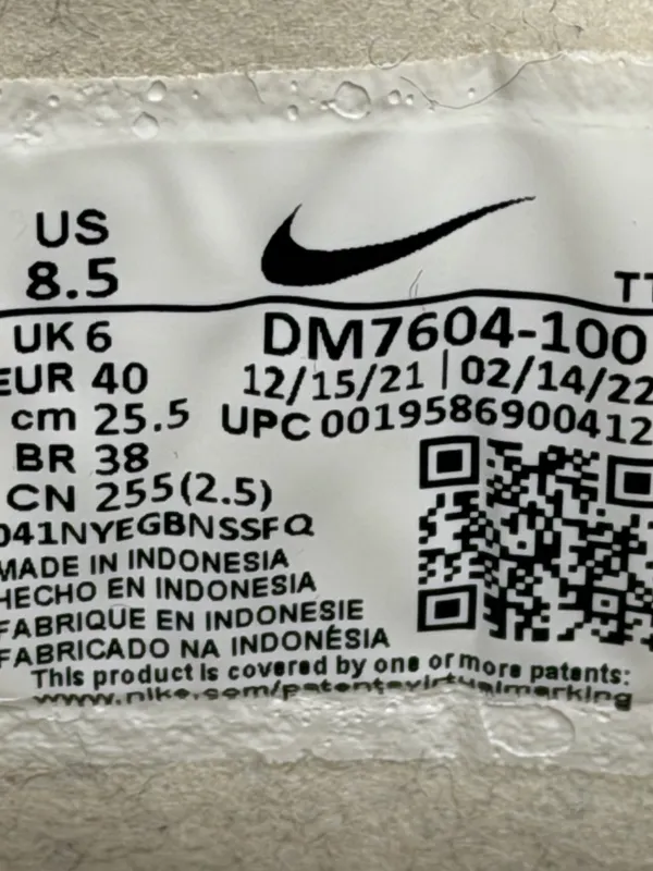 Nike Waffle One Essentials Women Sneakers DM7604-100 Summit White Fossil Sz 8.5 - Image 5