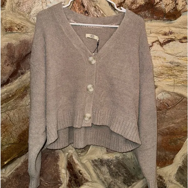 NWT UGG Nyomi Cardigan size Medium - Image 3