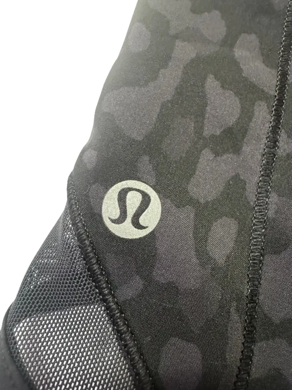 Lululemon Black Camo Hotty Hot Shorts - Image 3