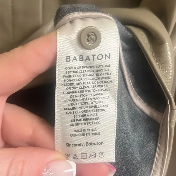 ✨Aritzia Babaton Vegan Leather Button Down Sz Small Shirt✨ - Image 7
