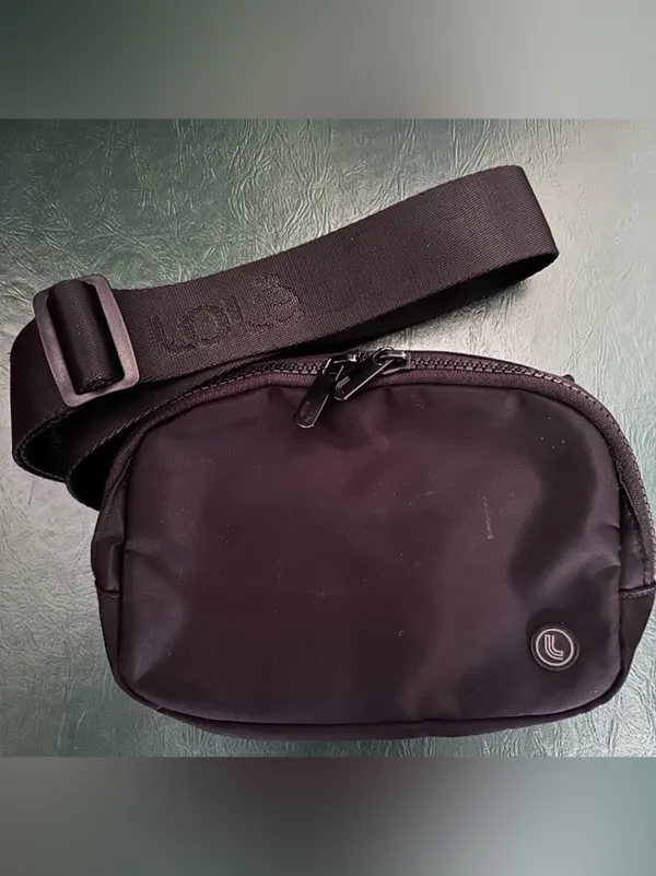 Lole Jamie belt bag black - Image 3