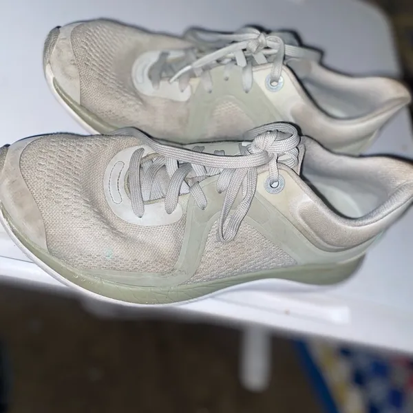 Lululemon Chargefeel Low Women's Workout Shoe 7.5 - Image 8