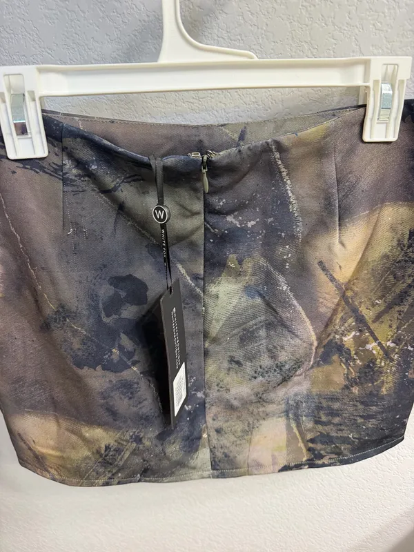 White Fox Boutique Set Matching Skirt - Image 4