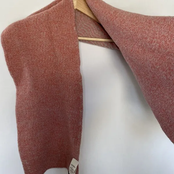 Allbirds‎ Merino Wool Scarf In Rust Red & Gray Wave Pattern comfortable warm - Image 3