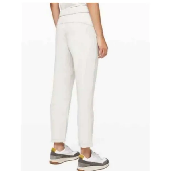 Lululemon On the Fly 7/8 Pant size 4 - Image 6