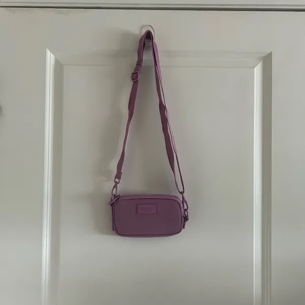 Dagne Dover Lilac Crossbody Bag - Image 9