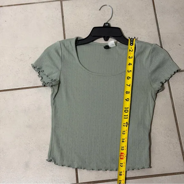 Divided by H&M‎ Ribbed Olive Green Women's Top Casual Size Small - Image 6
