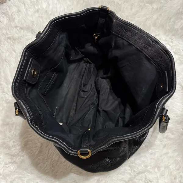 Marc by Marc Jacobs Pebbled Shoulder Bag in Black - Image 10