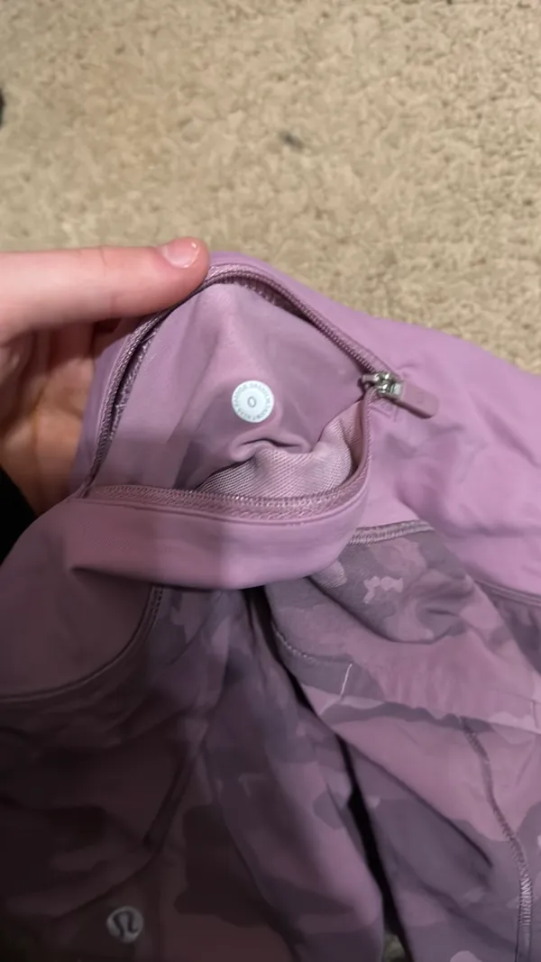 Lululemon Speed Up 2.5"size 0 - Image 3