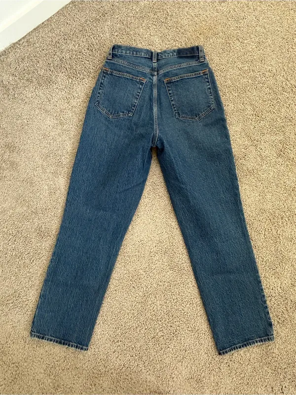 Curve Love Ultra High Rise 90s Straight Jean (8 short) - Image 4