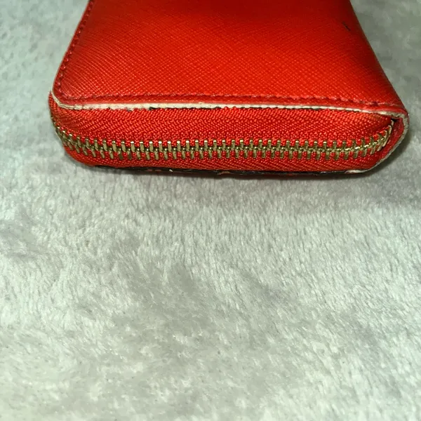 Michael Kors Vibrant Red/ Orange Wallet
GUC - Image 3