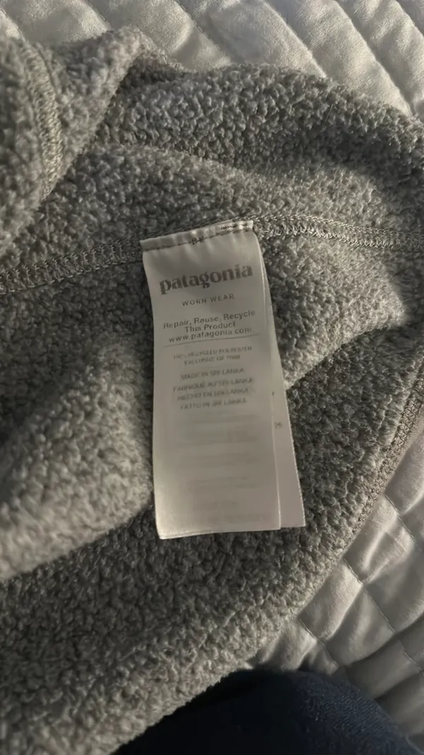XS Patagonia Women’s Fleece - Image 4
