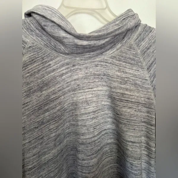 Aerie Gray Funnel Neck Long Sleeve Top with Pockets Size M - Image 5