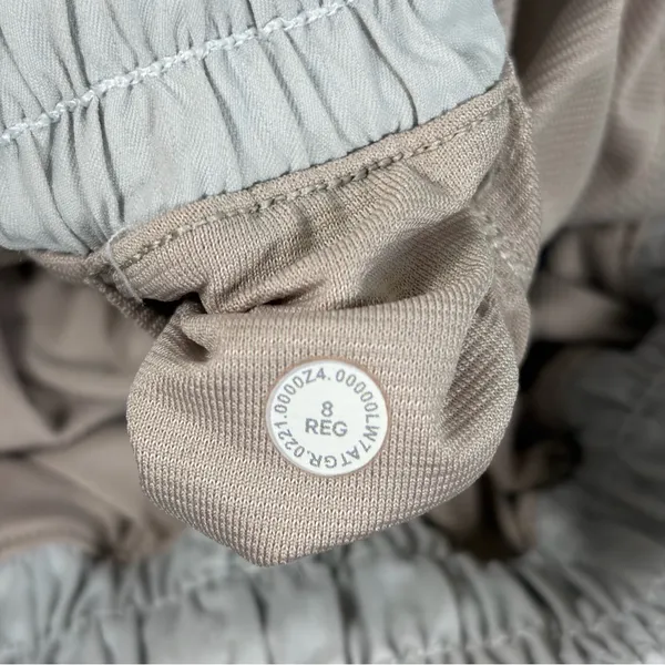Lululemon Hotty Hot High-Rise Short 3” Sz 8 White Outdoor Casual Preppy Gorpcore - Image 10