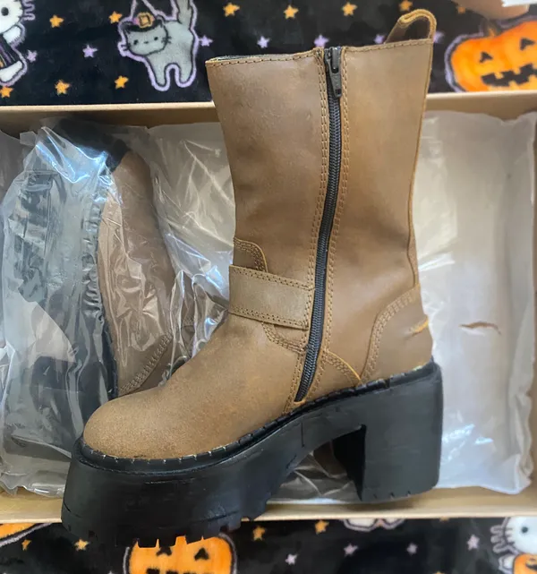 Urban Outfitters Motto Chunky Boots - Image 2