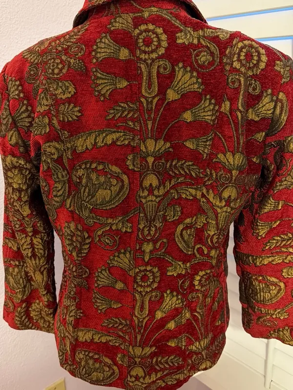Women's Red and Gold Brocade Blazer - Tailored Floral Jacket - Image 3