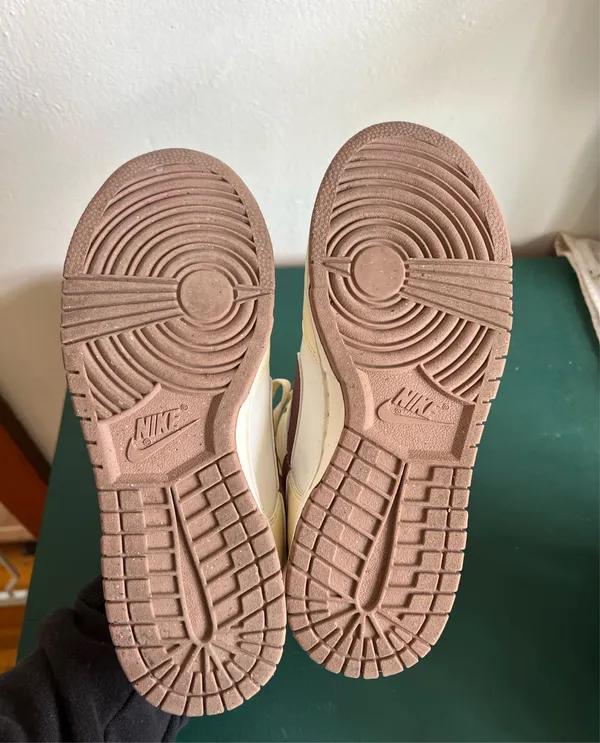 Nike Jordan 1 Low Women’s - Image 3