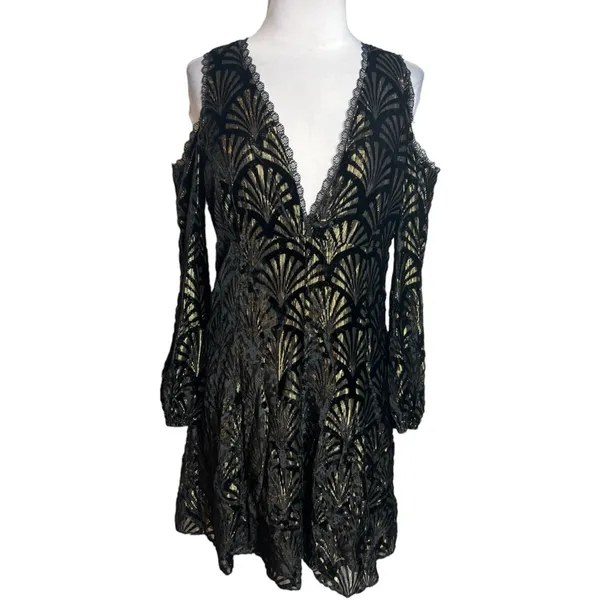 Alice + Olivia Aria Metallic cold shoulder‎ mini dress Sz 6 - Image 8
