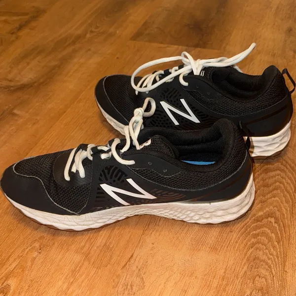 New Balance Men’s Sneakers - Image 5