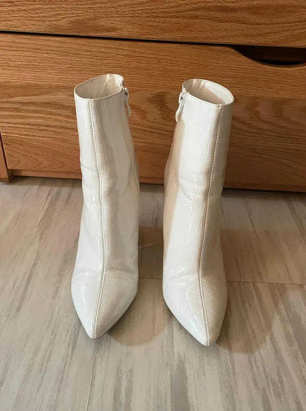 Pretty Little Thing White Ankle Heeled Boots - Image 2