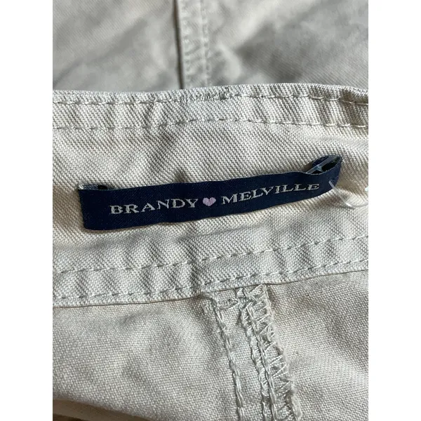 Brandy Melville Women's Khaki High Waisted Mini Straight Cargo Skort Skirt 2-4 - Image 5