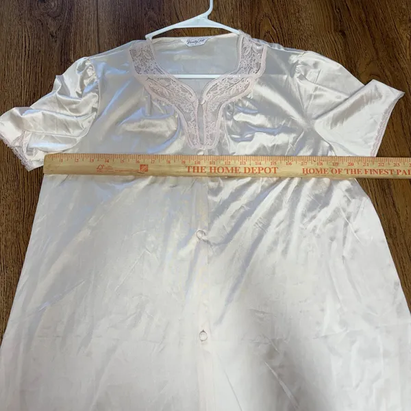 80s Vanity Fair Vintage Nightgown Light Pink Lace Trim Nylon USA Size M Coquette - Image 10
